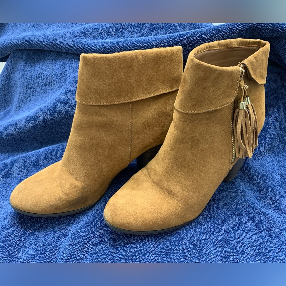 **Lauren Conrad Brown Ankle Booties 8.5